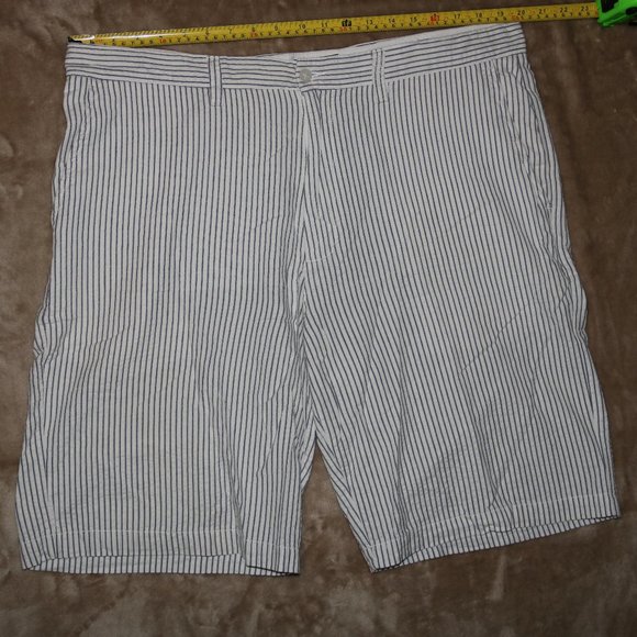 Joseph & Feiss Striped Knee Length Shorts - 100% Cotton Waist 38x10.5 Inseam - Picture 1 of 6